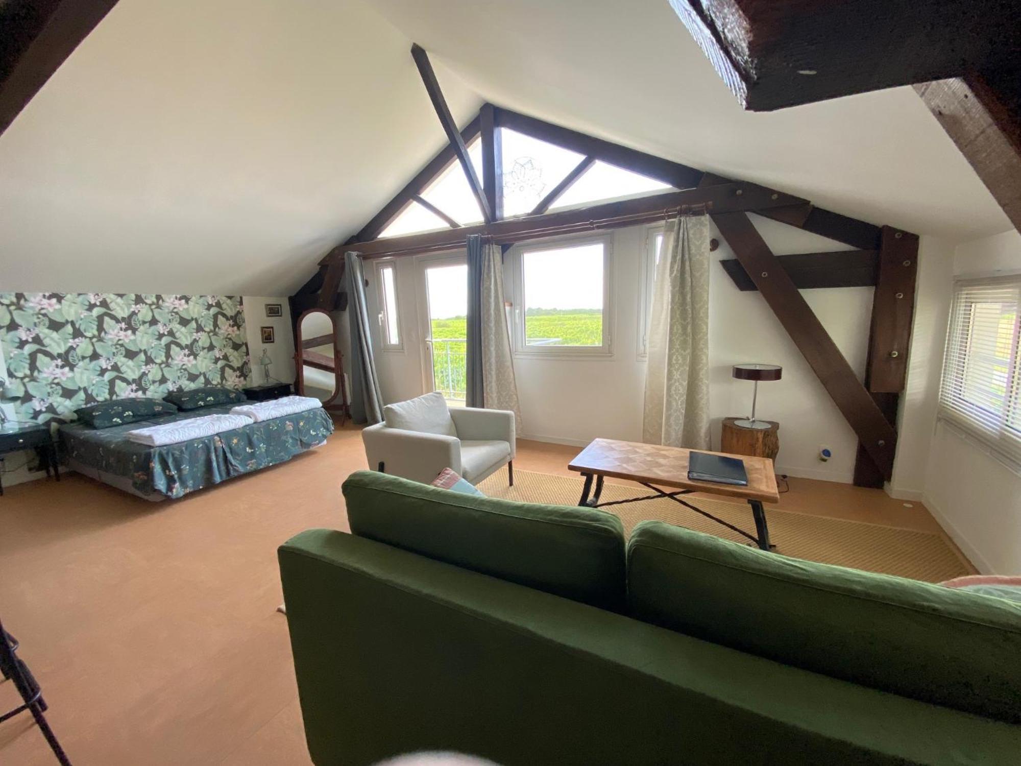 Gites Le Mathelin Lamothe-Montravel Exterior photo