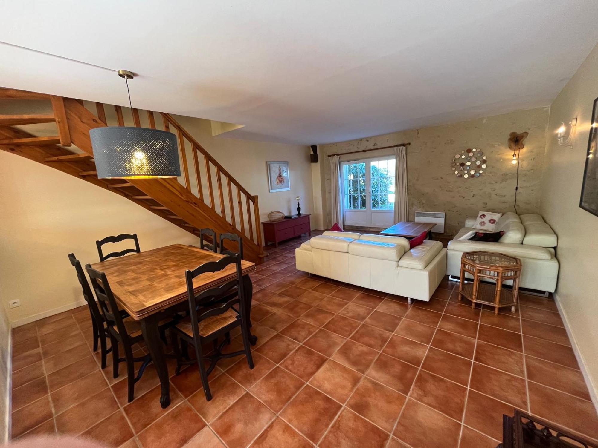 Gites Le Mathelin Lamothe-Montravel Exterior photo