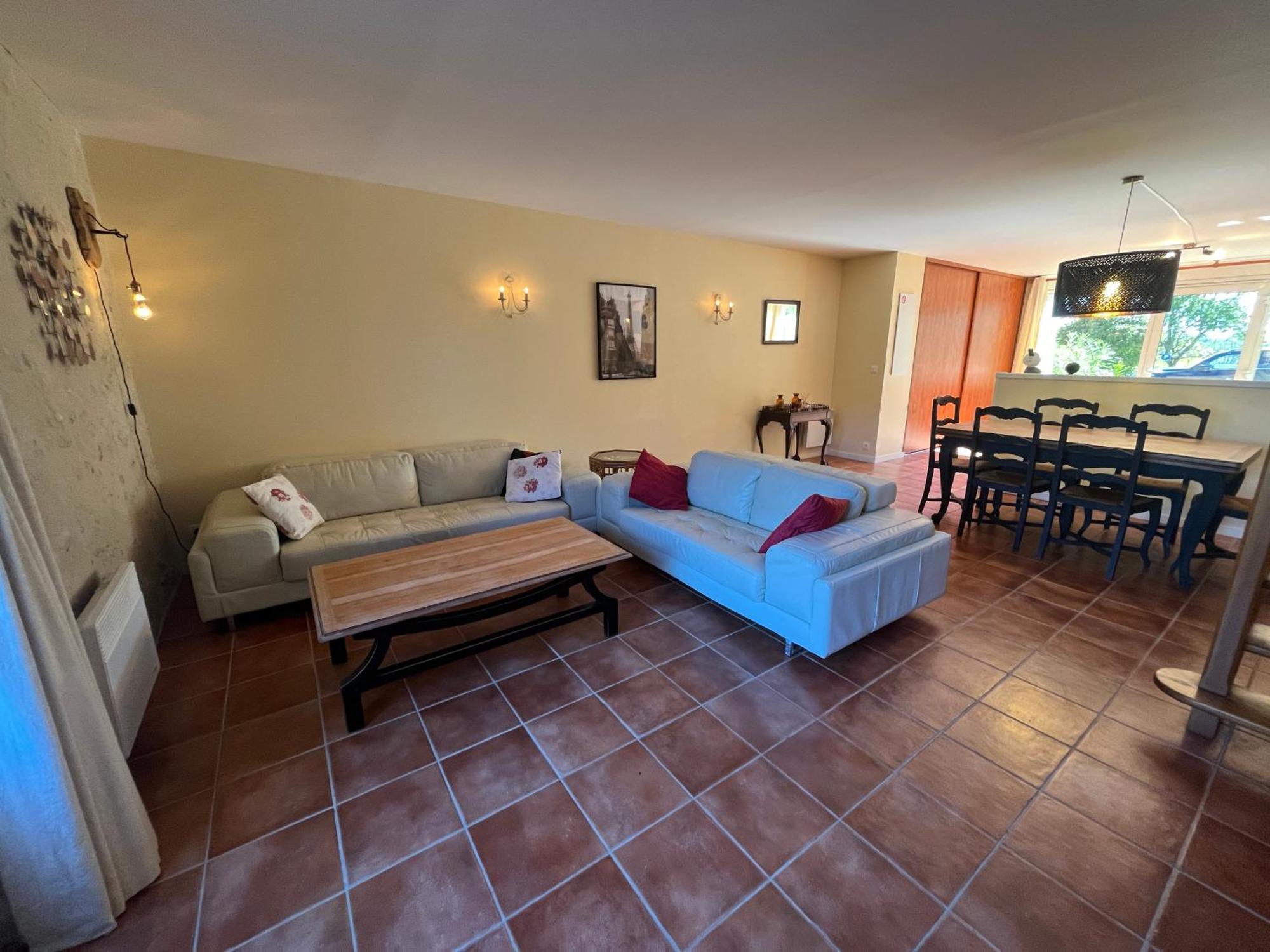 Gites Le Mathelin Lamothe-Montravel Exterior photo